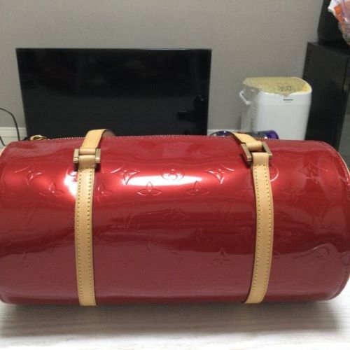 ヴェルニ、ベッドフォード