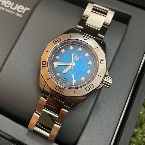 タグ・ホイヤー アクアレーサー プロフェッショナル200