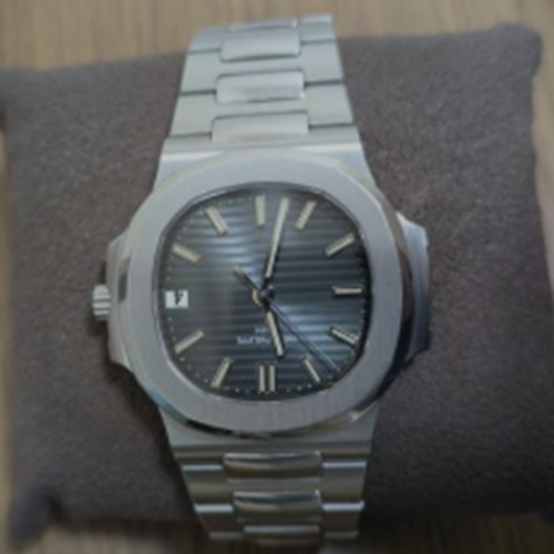 パテックフィリップ ノーチラス 5800/1A-001