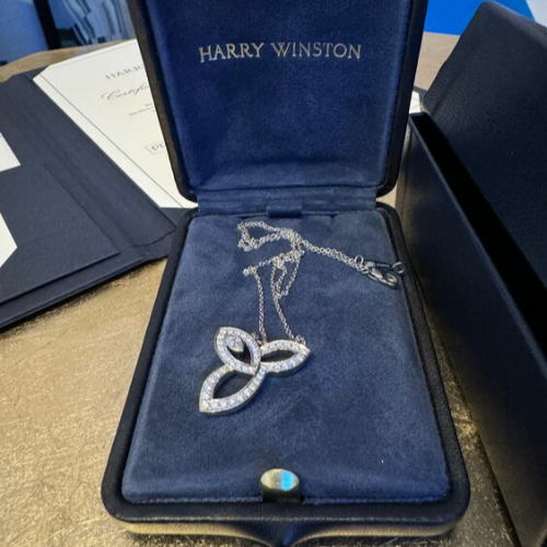 ハリーウィンストンリリークラスター