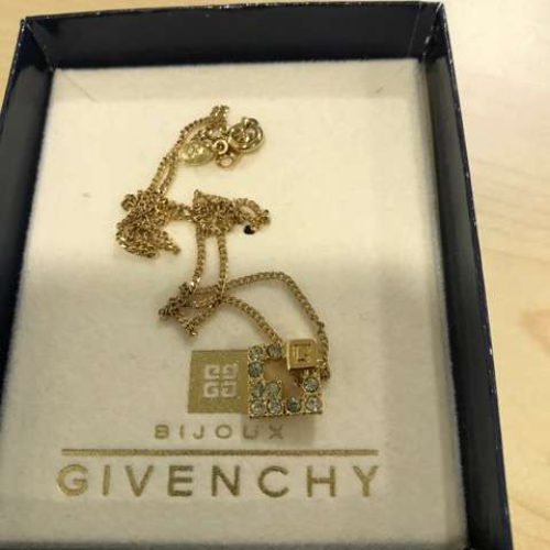 ジバンシー　ネックレス　ゴールド