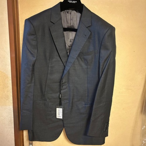 ジョルジオアルマーニ　スーツ　3ピース