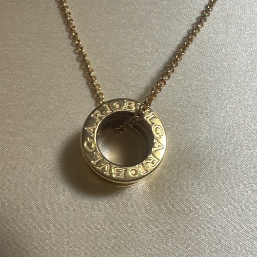 ブルガリゼロワンネックレス