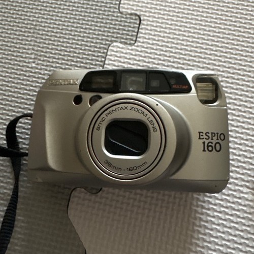 コンパクトフィルムカメラ