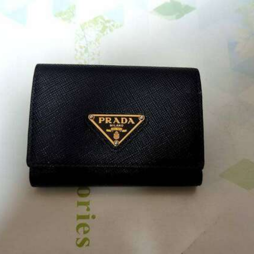 サファイアーノトライアングル財布