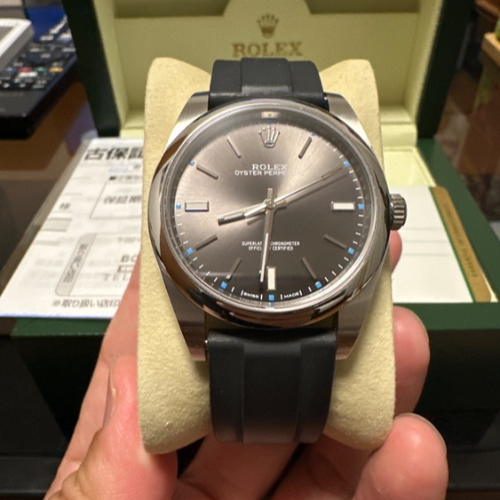 ロレックス パーペチュアル 114300