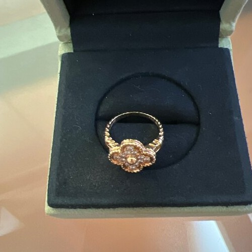 ヴァンクリーフ&アーペル　リング