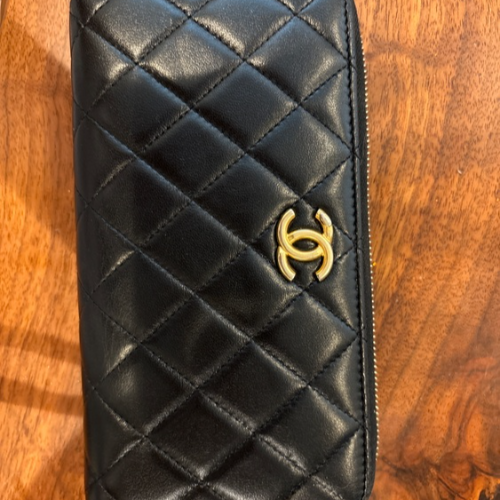 マトラッセ　長財布