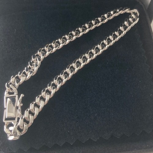 プラチナブレスレット