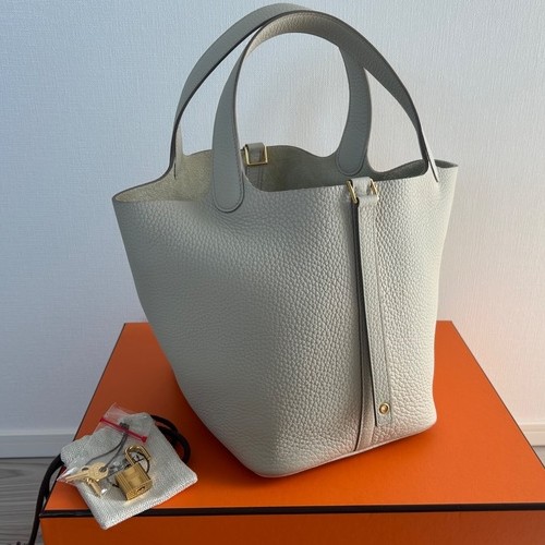 エルメス ピコタン