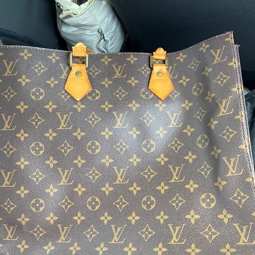 ルイヴィトン モノグラム