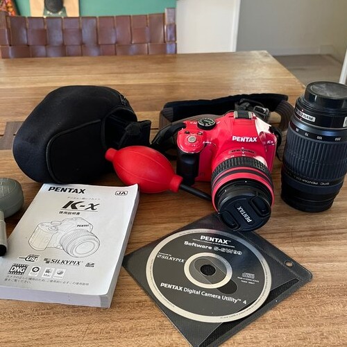 PENTAX デジタル一眼レフカメラ K-x ダブルズームキットレッド