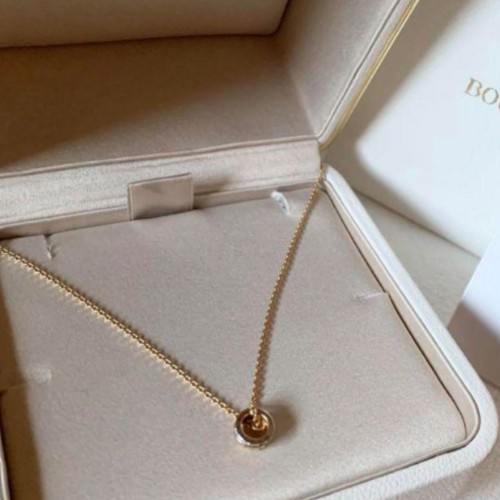 ブシュロン キャトル ラディアント ペンダント ミニ