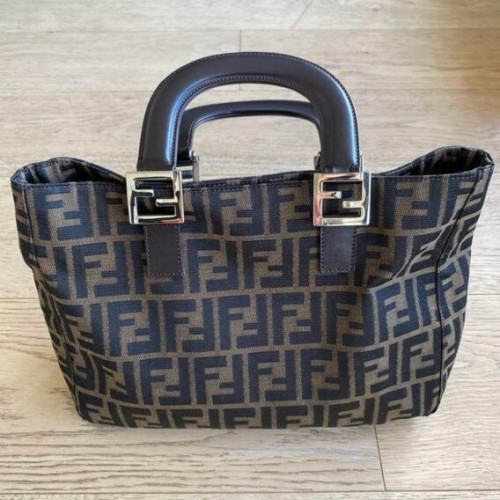 フェンディ ハンドバッグ ズッカ マンマ
