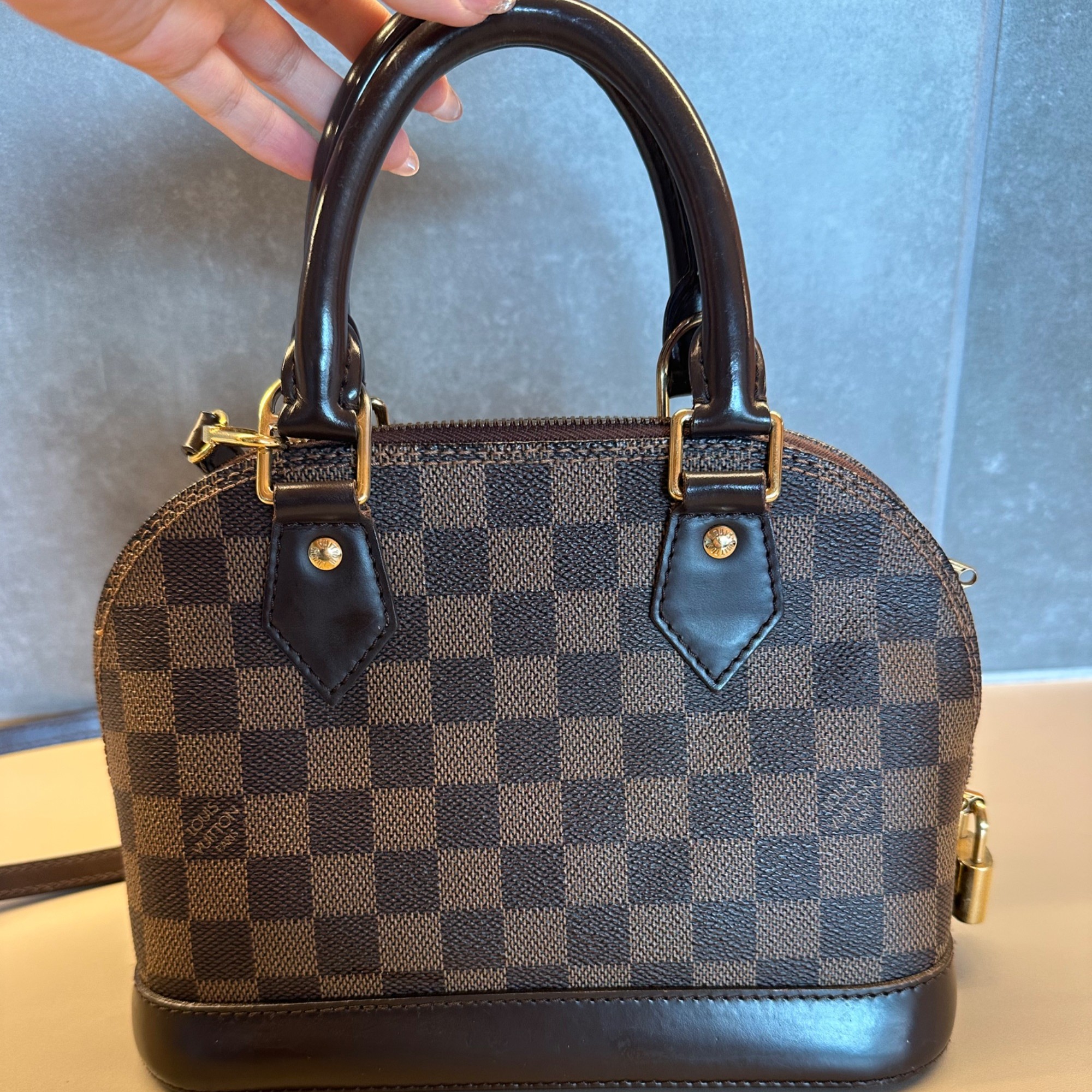 
アルマ BB ダミエ・エベヌ