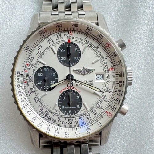 ブライトリング ナビタイマー L1333