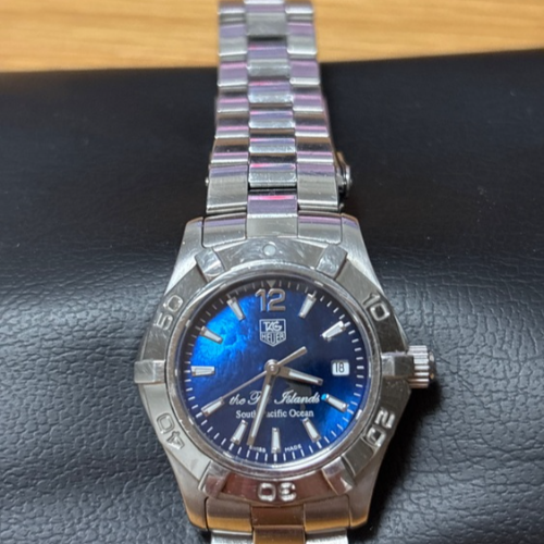 タグホイヤー アクアレーサー