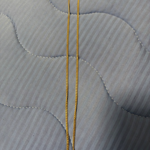 K18YG喜平ネック(2面)