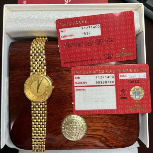 １８金　イエローゴールド