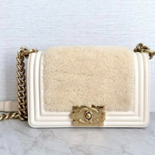 ボーイシャネル ボア スモール ハンドバッグ