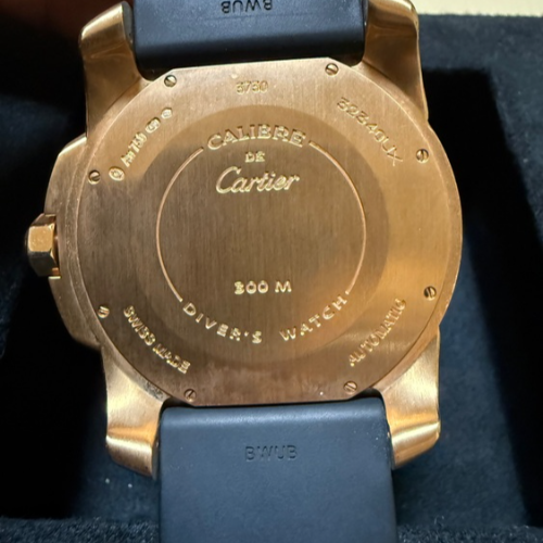 カリブル ドゥ カルティエ ダイバー ウォッチ