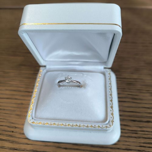 Pt900 ダイヤモンドリング