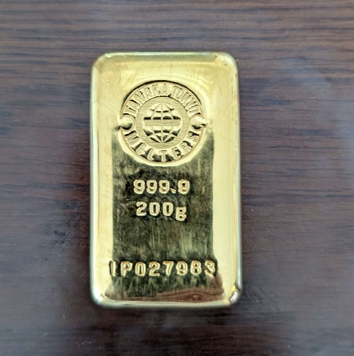 田中貴金属インゴット 200グラム