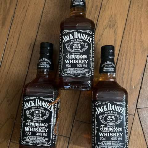 ジャックダニエルズ　７０cl　３本