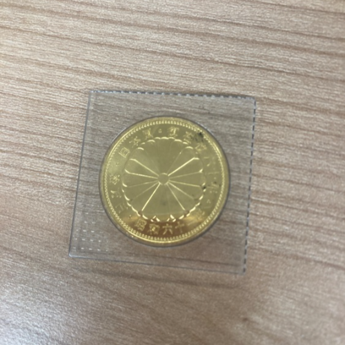 昭和天皇御在位60年記念10万円金貨