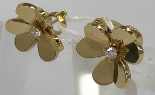 ヴァンクリーフ＆アーペル フリヴォル イヤリング