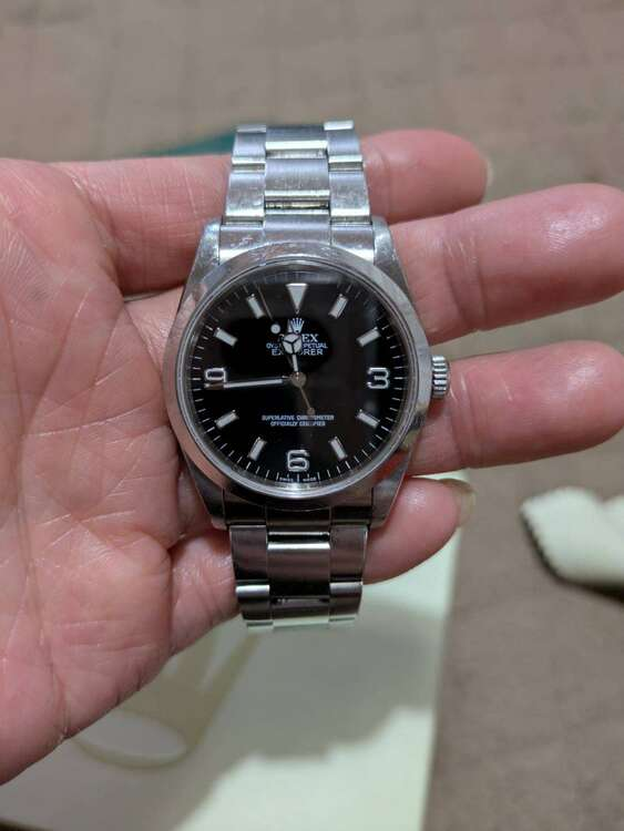 ロレックス　エクスプローラーⅠ　114270　黒文字盤　オイスターブレス　箱保証