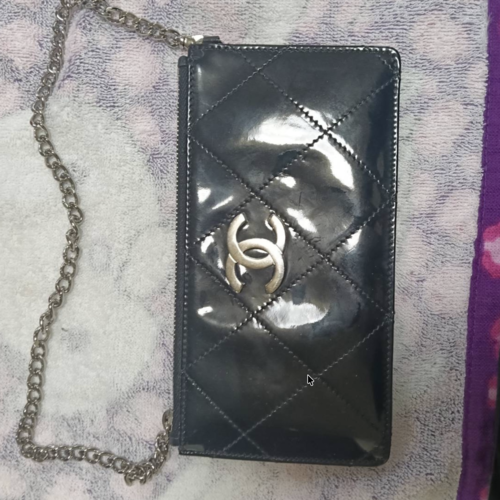 シャネルチェーンウォレット