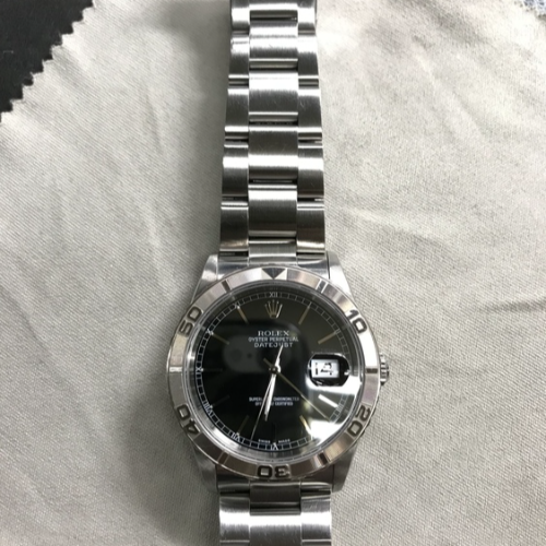 サンダーバード　黒