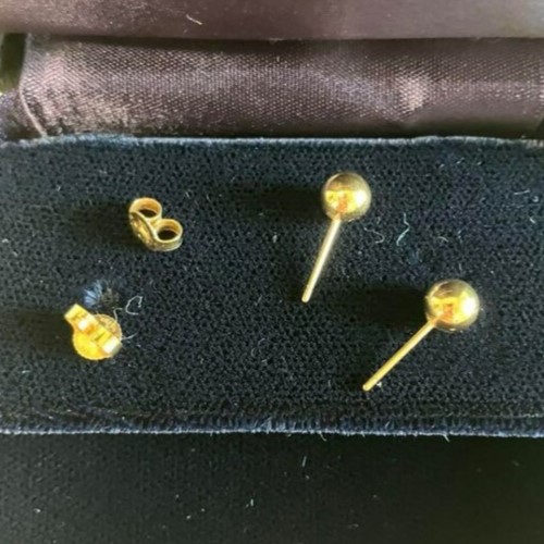 ティファニーピアス