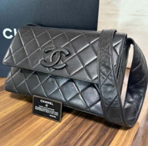 マトラッセ ショルダーバッグ ブラック