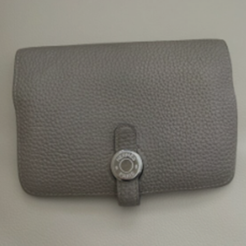 エルメス　ドゴンコンパクト