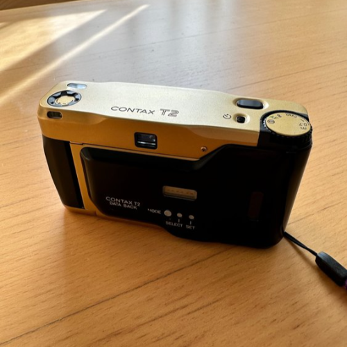 CONTAX T2