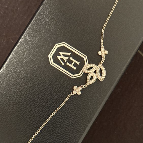 ハリーウィンストン　リリークラスタープレス