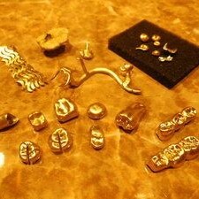 金歯 純金６５ｇ