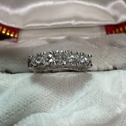 ダイヤモンドリング