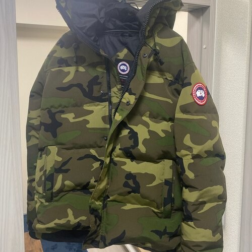 カナダグース　ダウンジャケット