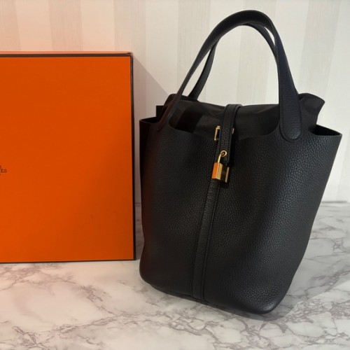 エルメス ピコタン