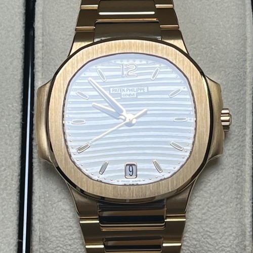 パテックフィリップ ノーチラス 7118／１Ｒ-00