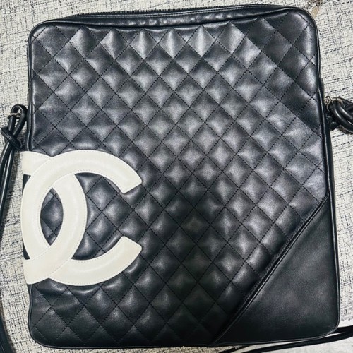 シャネル カンボンライン　ショルダーバッグ