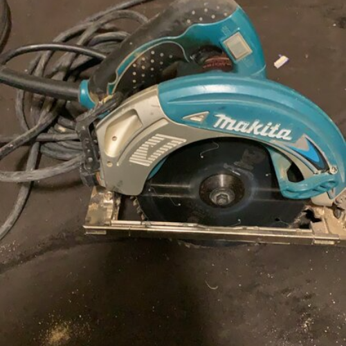 マキタ電動マルノコ5637BA165m