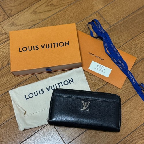ルイヴィトン ジッピーロックミー長財布