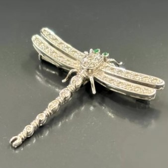 18金/ダイヤモンド0.61ct/エメラルド0.02ct ブローチ