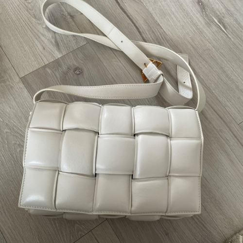 パデッドカセット