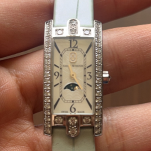 アヴェニューcミニ　ムーンフェイズ