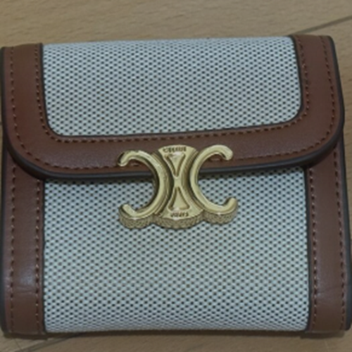 スモールウォレットトリオンフ